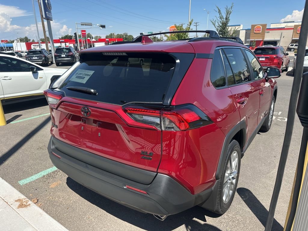 Used 2025 Toyota RAV4 XLE Premium image 6
