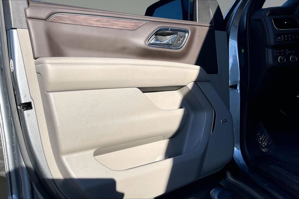 Used 2021 Chevrolet Tahoe Z71 w/ Z71 Off-Road Package image 22