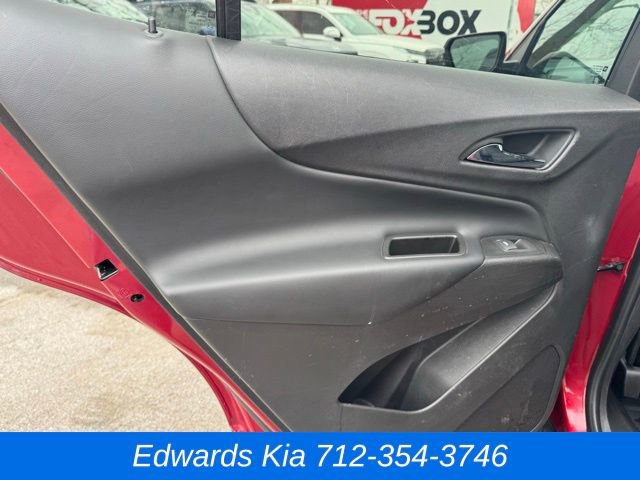 Used 2018 Chevrolet Equinox LT image 13