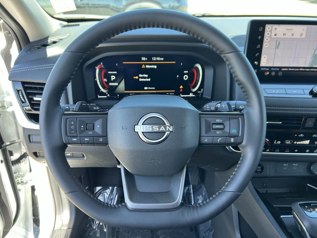 Used 2025 Nissan Rogue SL w/ SL Premium Package image 26