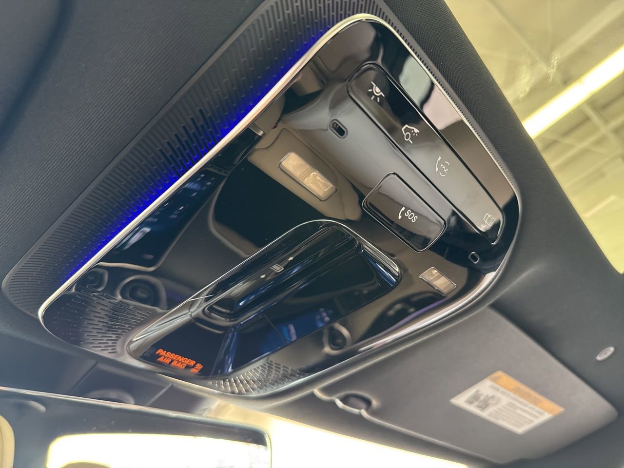 Used 2025 Mercedes-Benz C 300 Sedan image 32