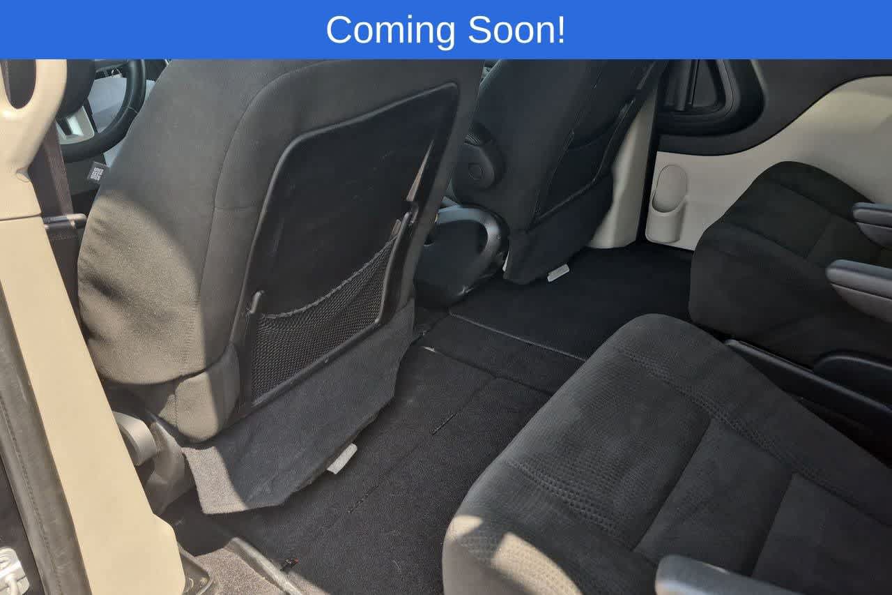 Used 2016 Dodge Grand Caravan SE w/ Quick Order Package 29E SE FWD image 17