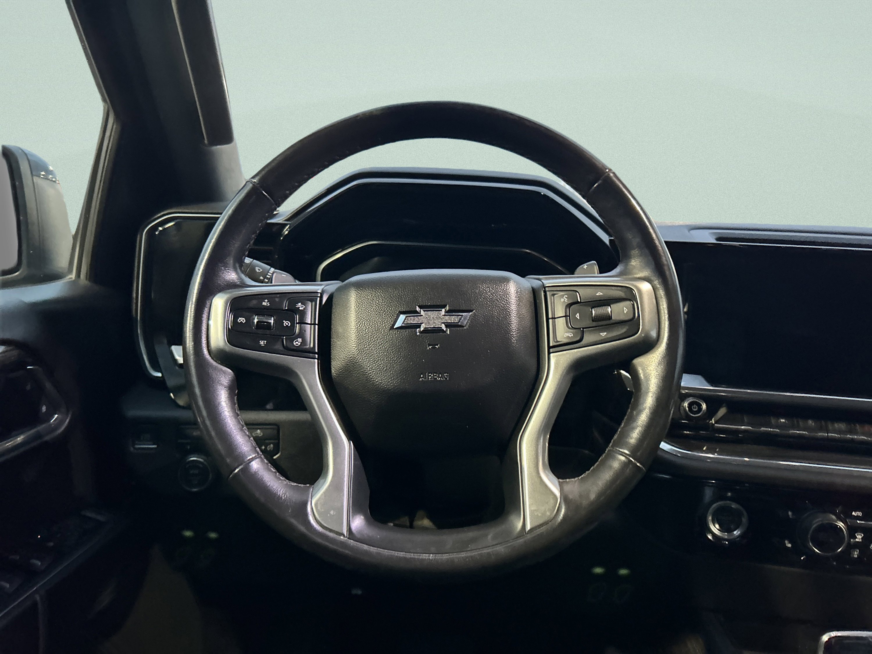 Used 2023 Chevrolet Silverado 1500 RST image 15