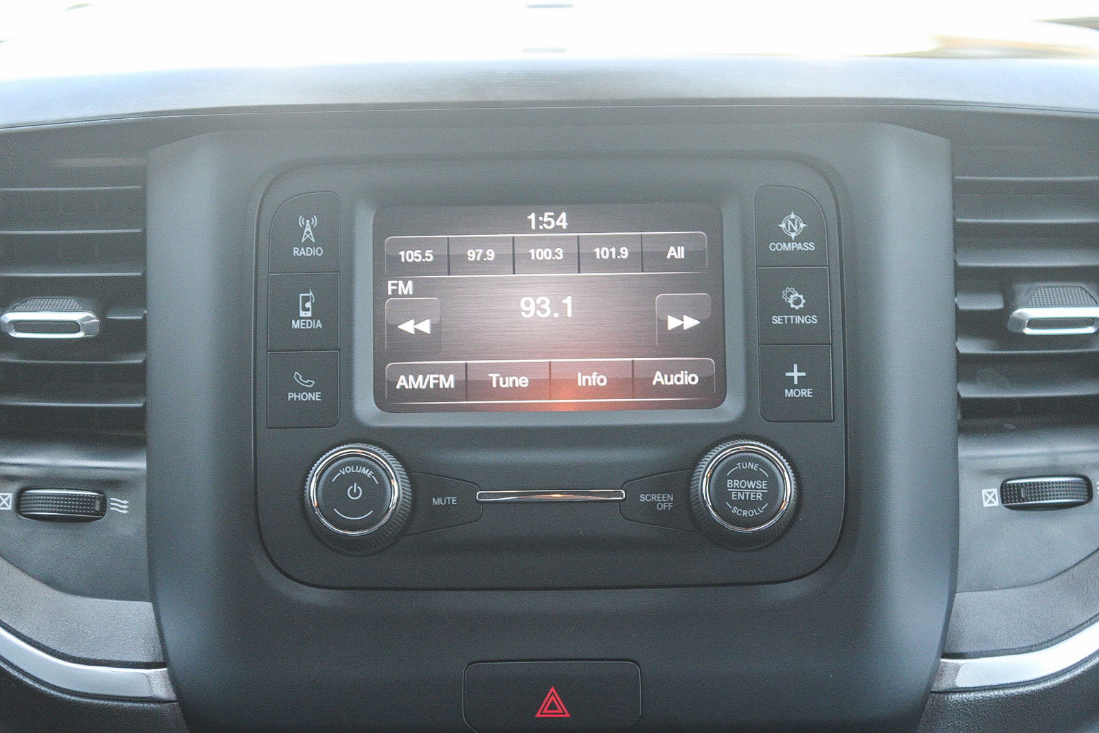Used 2022 RAM 1500 Big Horn AWD/4WD image 15
