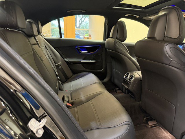 Used 2024 Mercedes-Benz C 300 4MATIC Sedan image 13