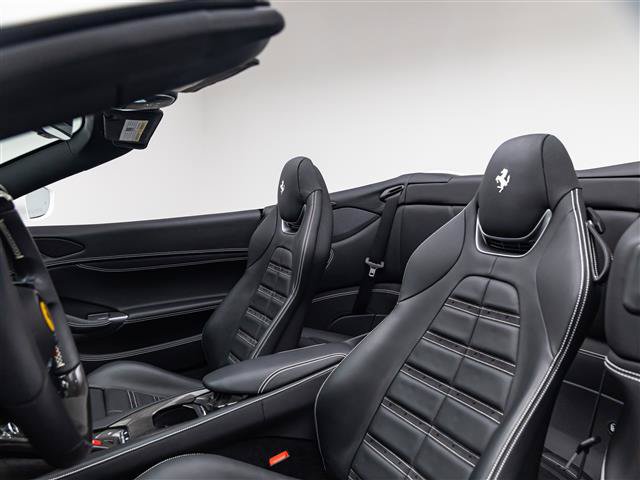 Used 2023 Ferrari Portofino M RWD image 26