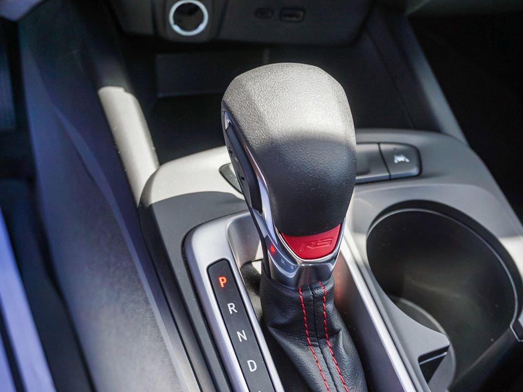 Used 2026 Chevrolet Trax RS w/ Sunroof Package image 22