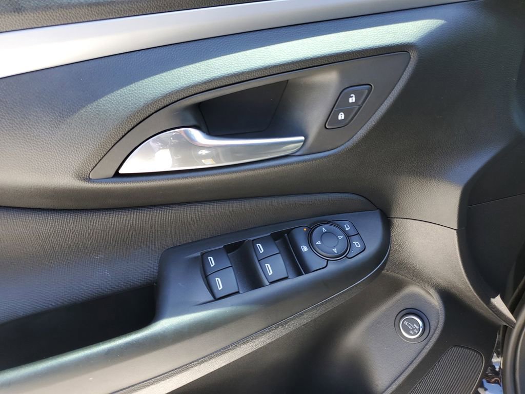 Used 2025 Buick Envista Preferred w/ Convenience I Package FWD image 18