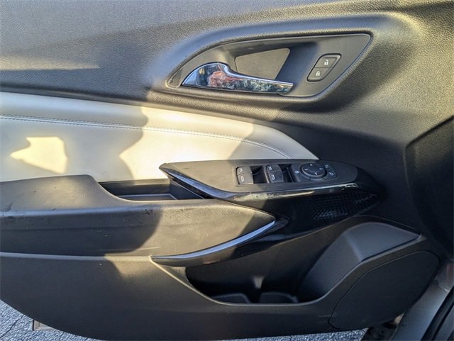 New 2025 Chevrolet Trax LT w/ Driver Confidence Package image 13