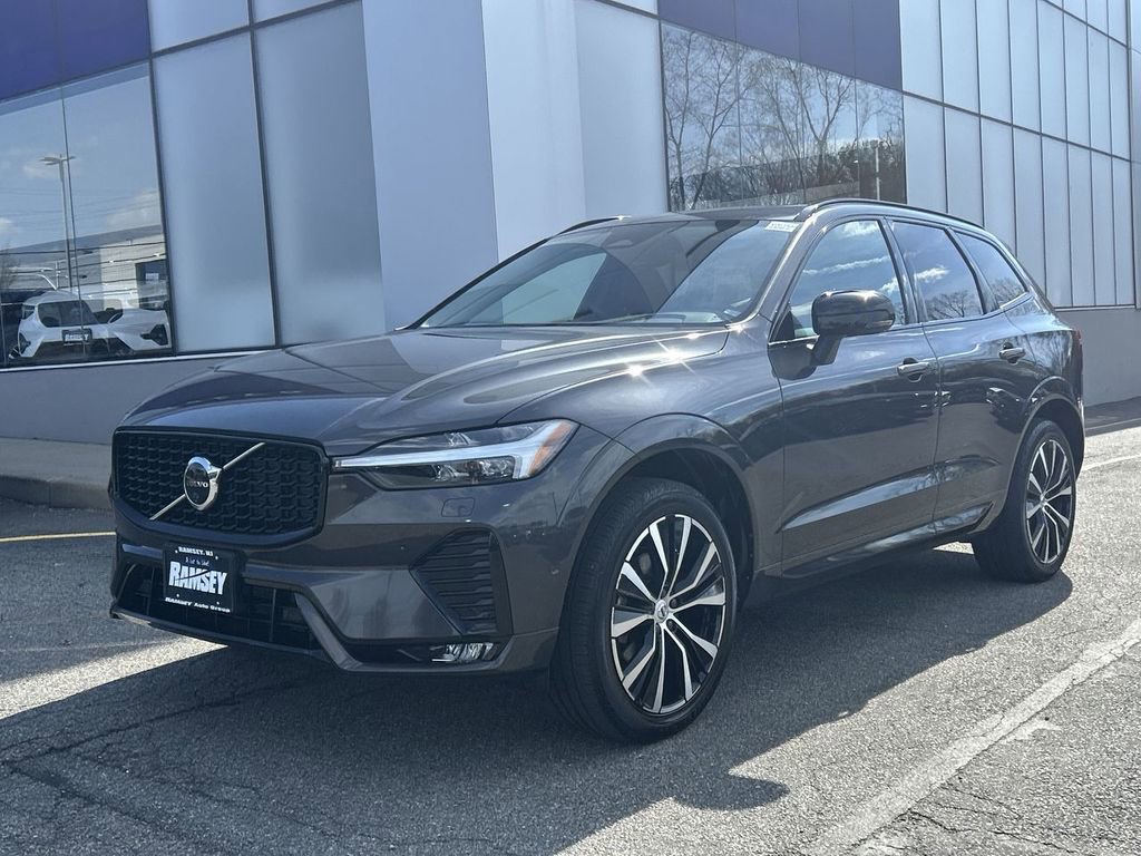 Certified 2023 Volvo XC60 B5 Plus w/ Climate Package AWD/4WD image 1