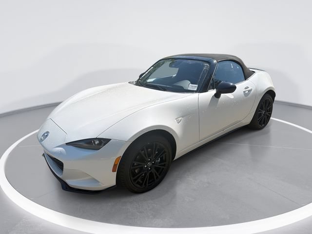 New 2026 MAZDA MX-5 Miata Club w/ Interior Package RWD image 1
