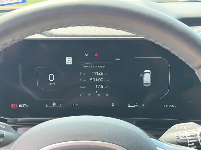 Used 2025 Kia Carnival SX Prestige image 24