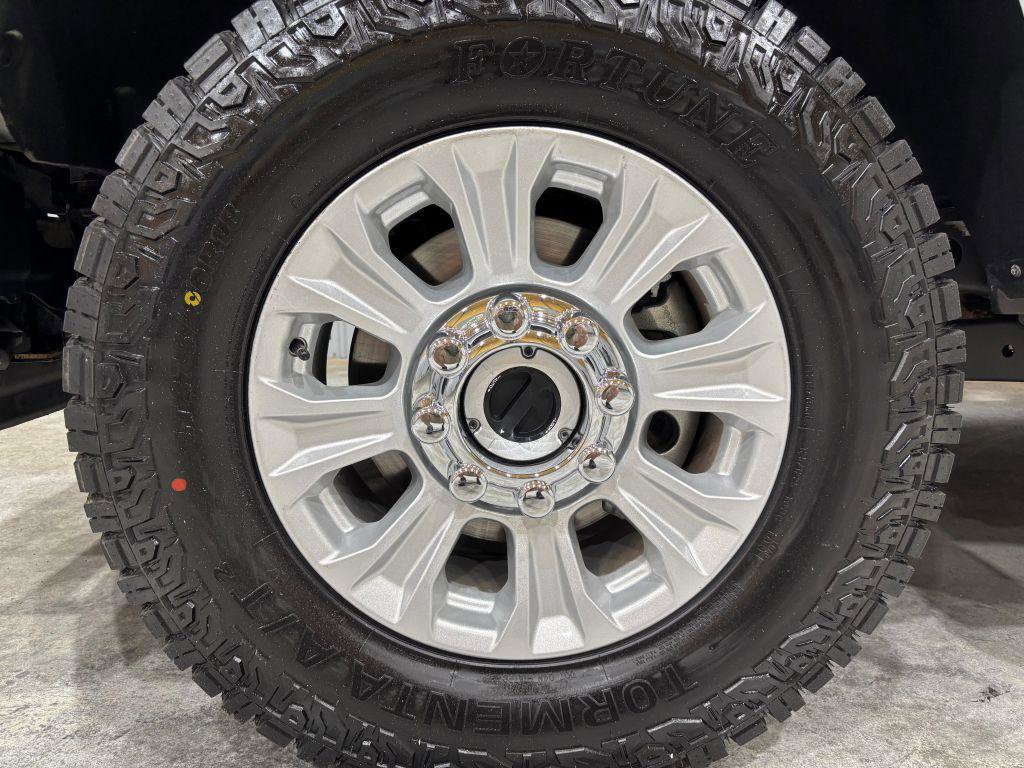 Used 2022 Ford F250 XL w/ STX Appearance Package AWD/4WD image 26