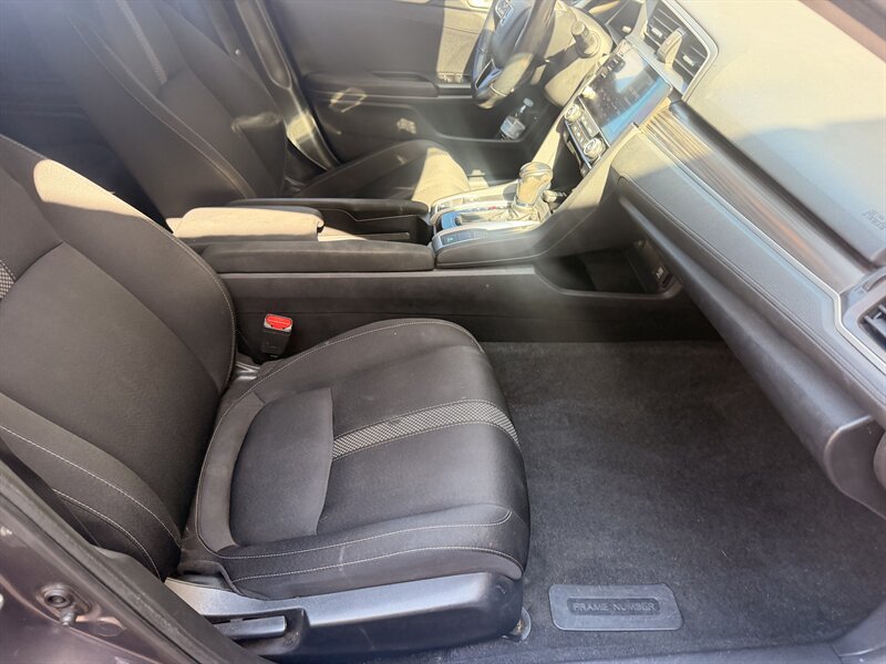 Used 2019 Honda Civic EX image 26