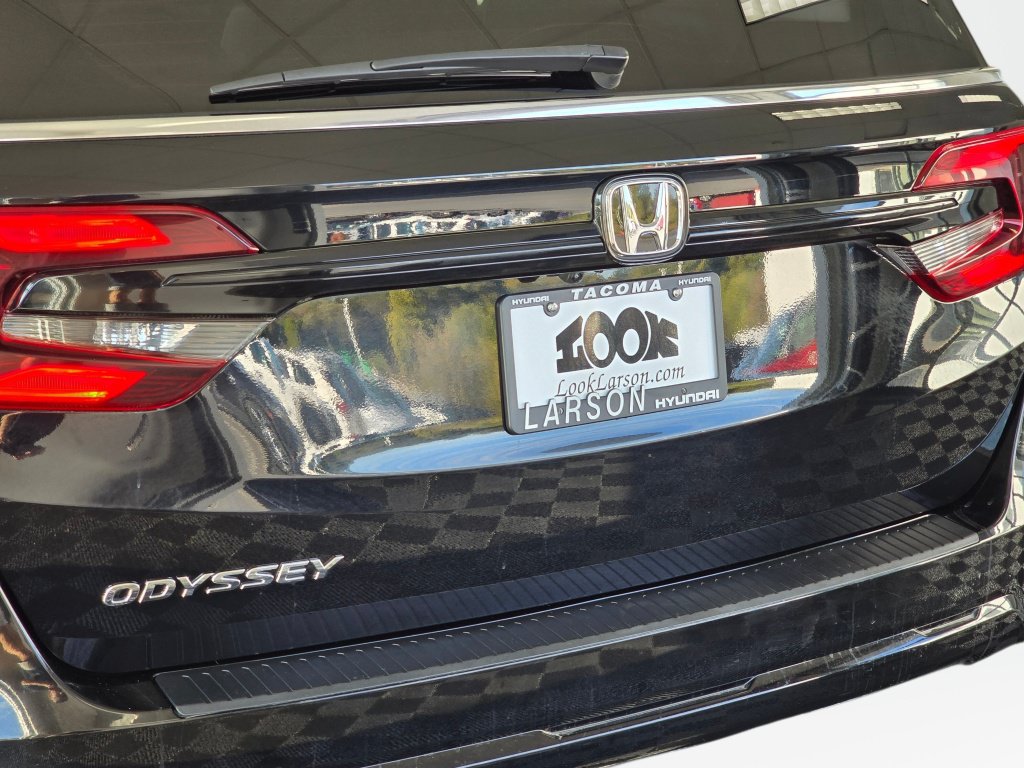 Used 2025 Honda Odyssey EX-L image 13