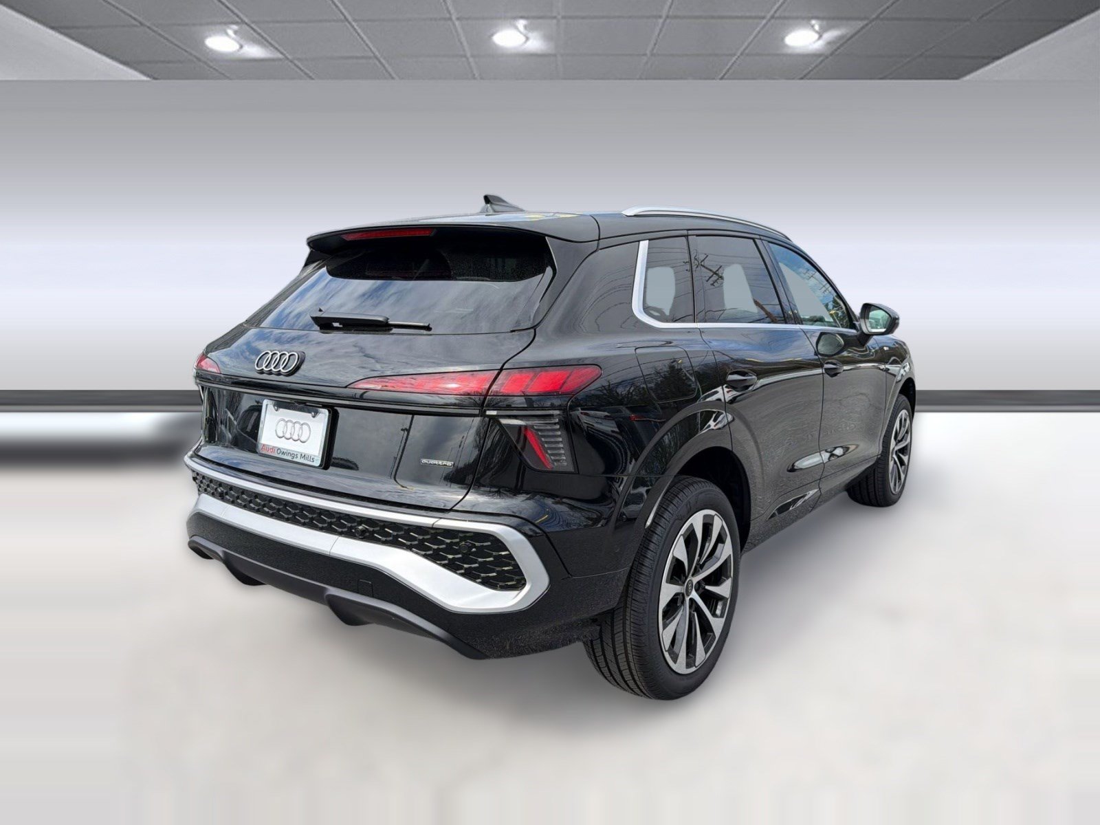 New 2026 Audi Q3 quattro 2.0T w/ Driver Assistance Package AWD/4WD image 8