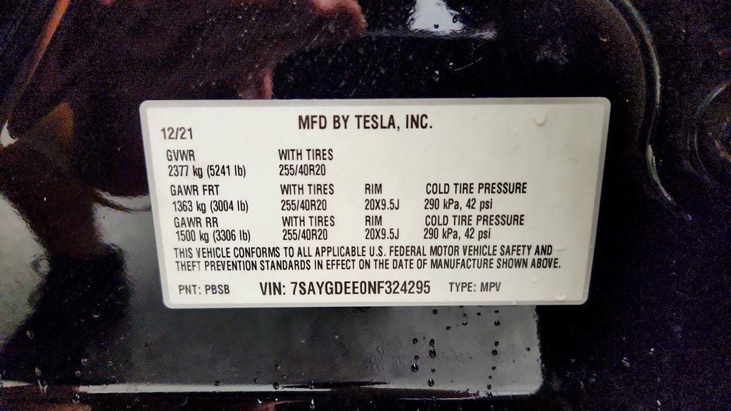 Used 2022 Tesla Model Y Long Range AWD/4WD image 24