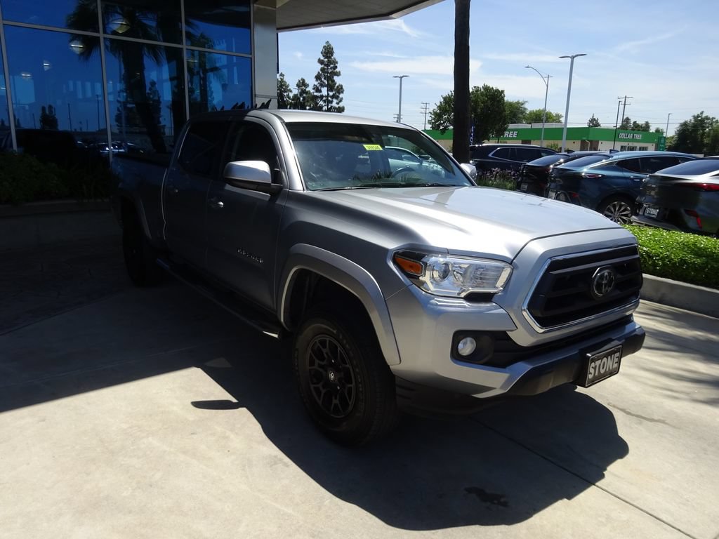 Used 2021 Toyota Tacoma SR5 RWD image 1