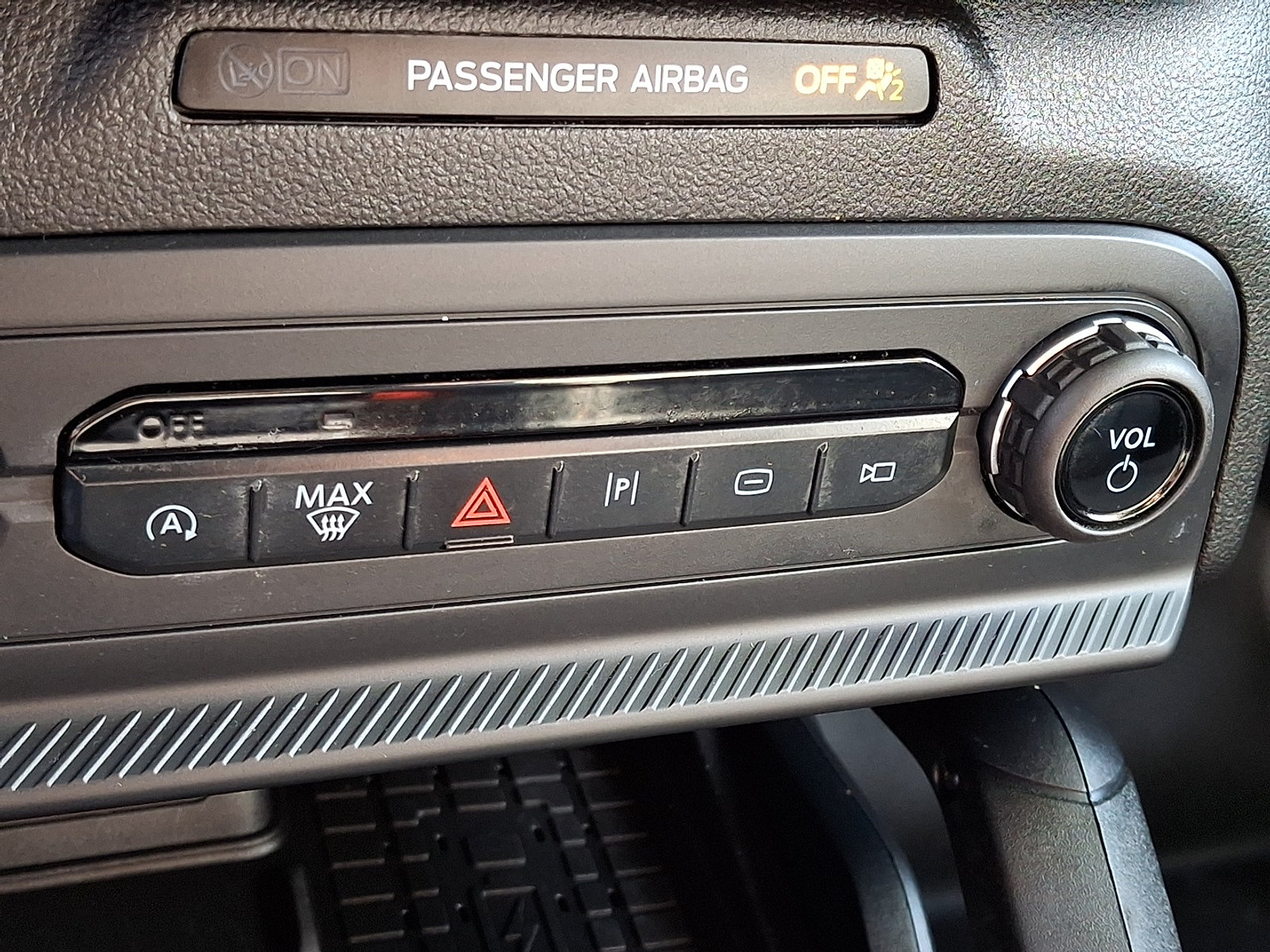 Certified 2025 Ford Bronco Sport Badlands AWD/4WD image 16