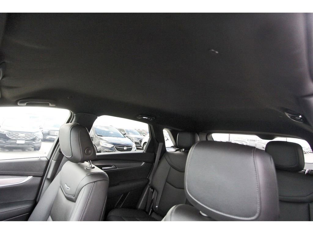 Certified 2025 Cadillac XT5 Luxury image 29