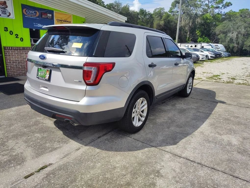 Used 2016 Ford Explorer 4WD image 7