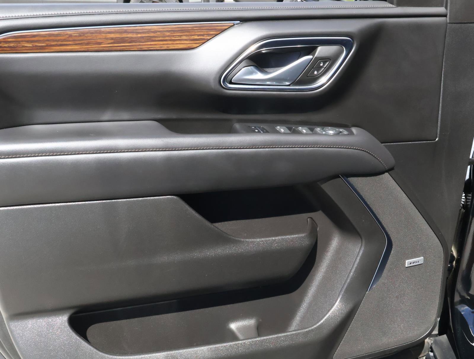 Used 2024 Chevrolet Suburban High Country image 20