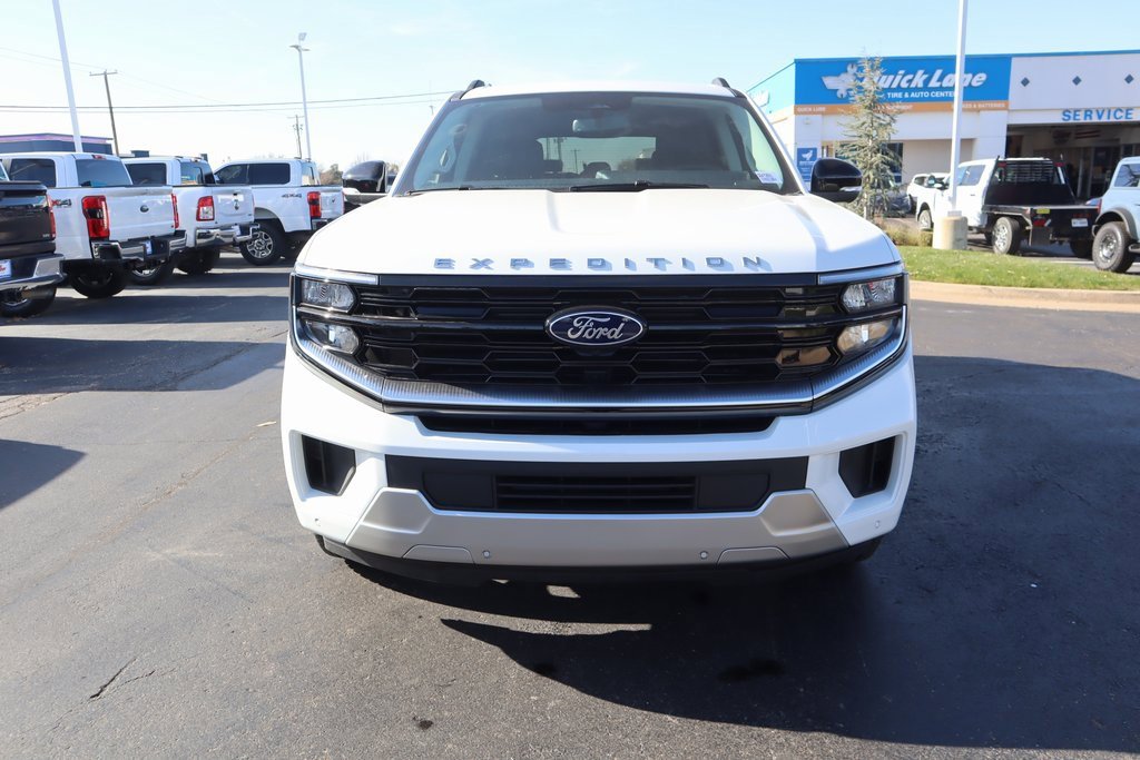 New 2025 Ford Expedition Platinum w/ Driver's Package image 8