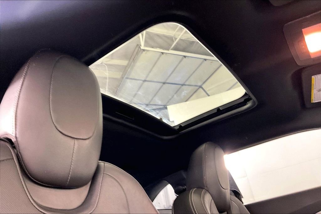 Used 2015 Chevrolet Camaro LT w/ RS Package image 22