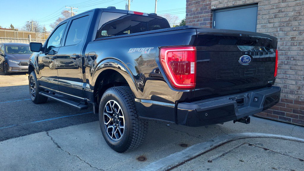 Used 2023 Ford F150 XLT w/ Equipment Group 302A High AWD/4WD image 7