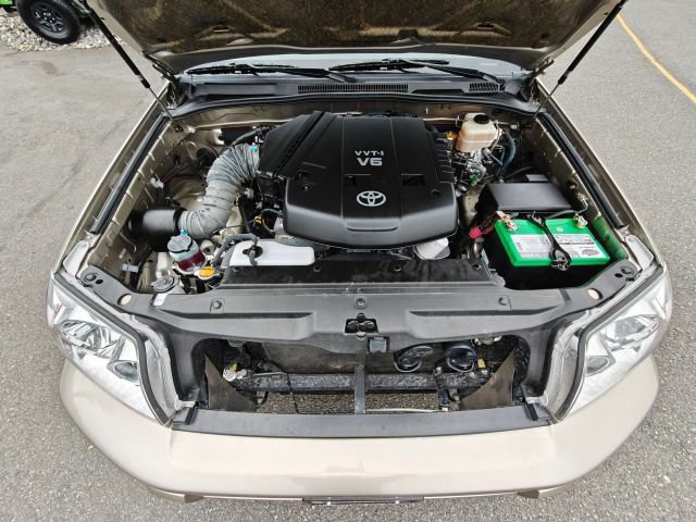Used 2005 Toyota 4Runner SR5 RWD image 27