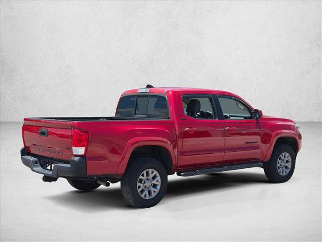 Used 2017 Toyota Tacoma SR5 w/ Tow Package RWD image 5