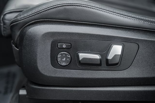 Used 2020 BMW X7 xDrive40i w/ Cold Weather Package image 42
