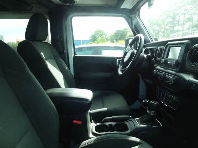 Used 2019 Jeep Wrangler Sport AWD/4WD image 13