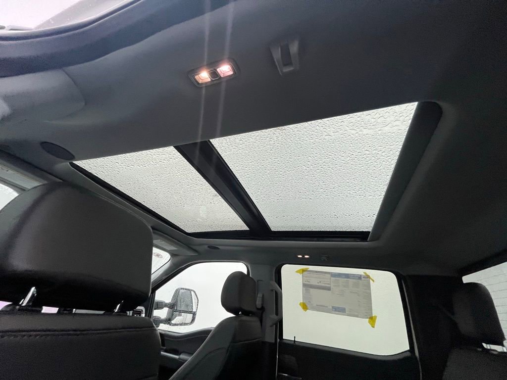 New 2026 Ford F350 Lariat w/ Black Appearance Package image 7