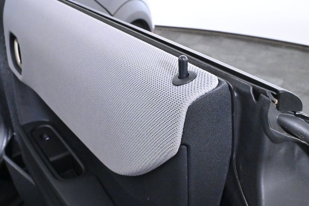 Certified 2025 MINI Cooper S image 33