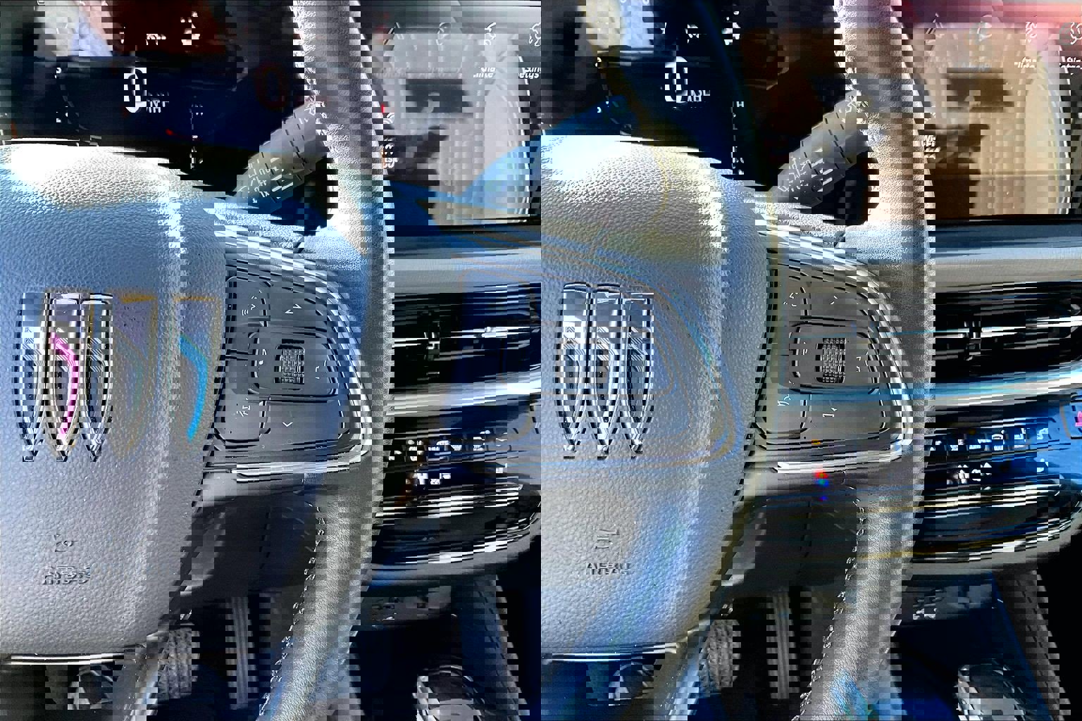 Used 2024 Buick Envista Avenir image 25