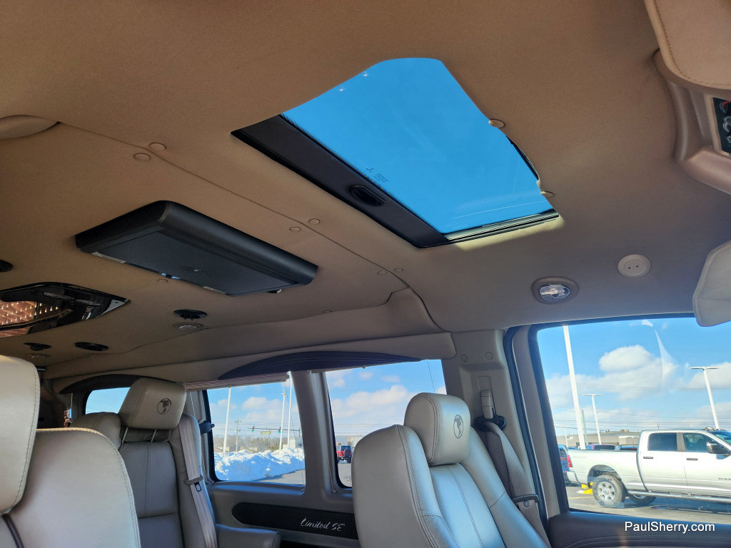 Used 2019 Chevrolet Express 2500 w/ Enhanced Convenience Package RWD image 48