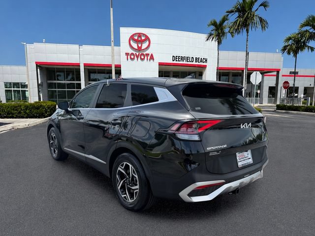 Used 2023 Kia Sportage LX FWD image 5