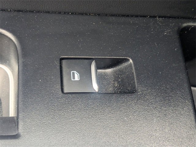 Used 2024 Ford Explorer XLT w/ Equipment Group 202A image 26