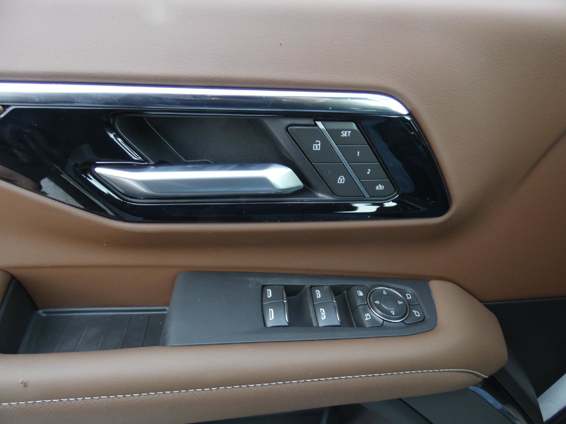 New 2026 Chevrolet Suburban High Country image 21