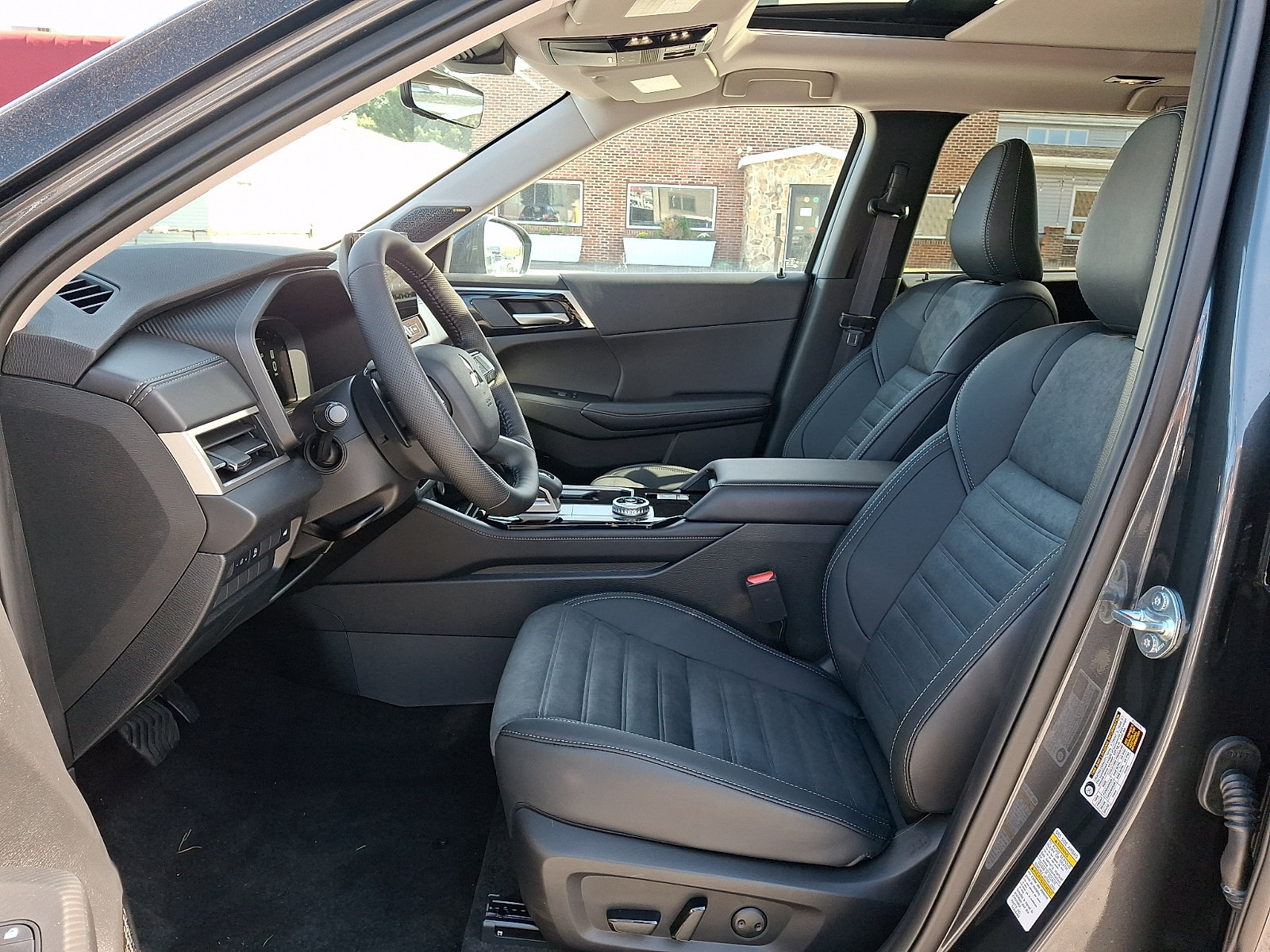 New 2026 Mitsubishi Outlander SE AWD/4WD image 12