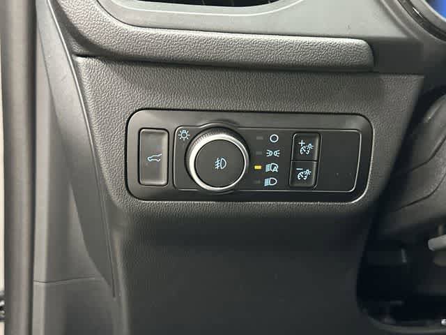 Used 2025 Ford Escape ST-Line Select AWD/4WD image 19