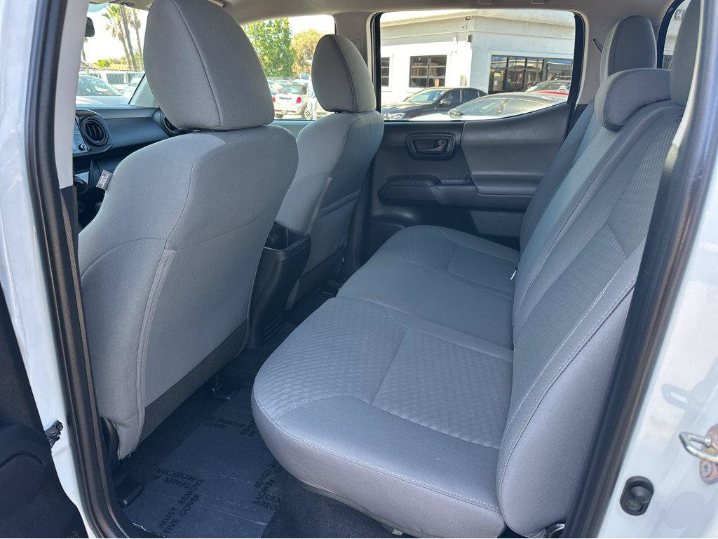 Used 2020 Toyota Tacoma SR AWD/4WD image 10