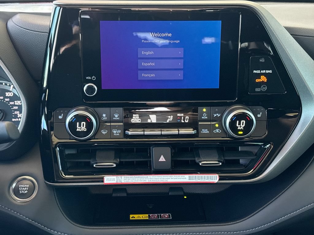 Certified 2026 Toyota Highlander XLE AWD/4WD image 14