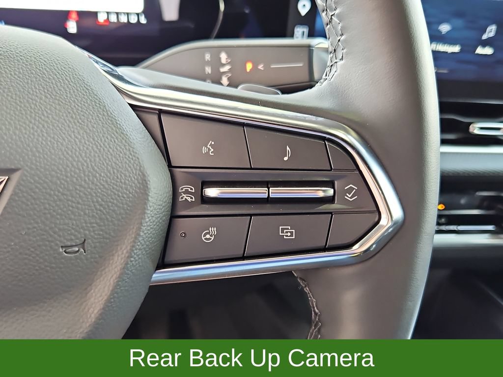 Used 2026 Chevrolet Equinox LT FWD image 12