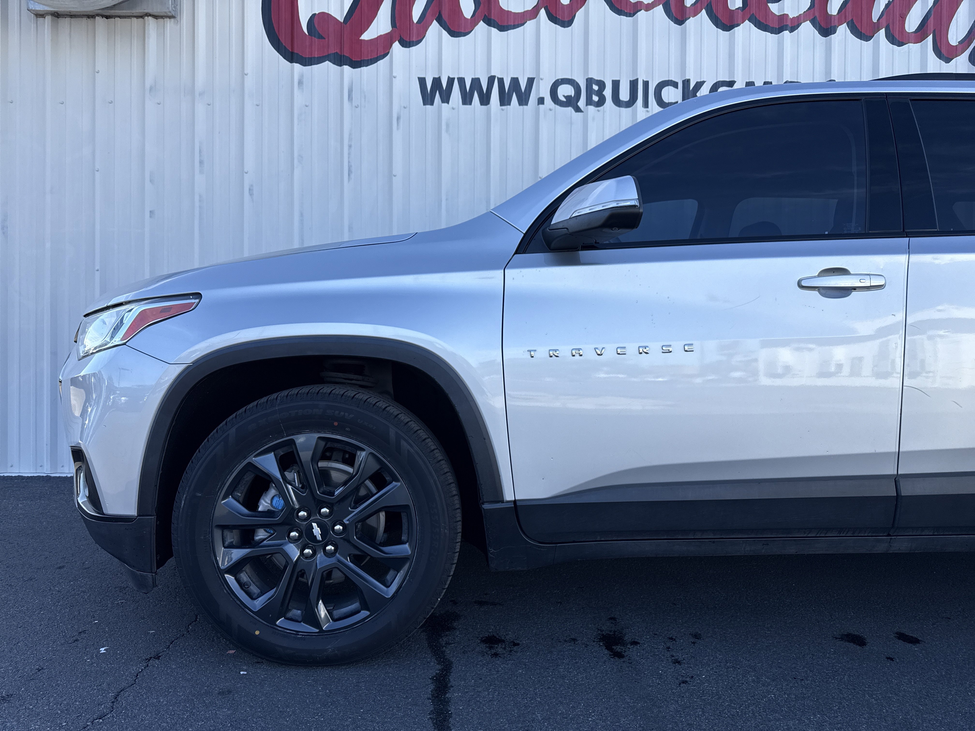 Used 2021 Chevrolet Traverse RS image 4