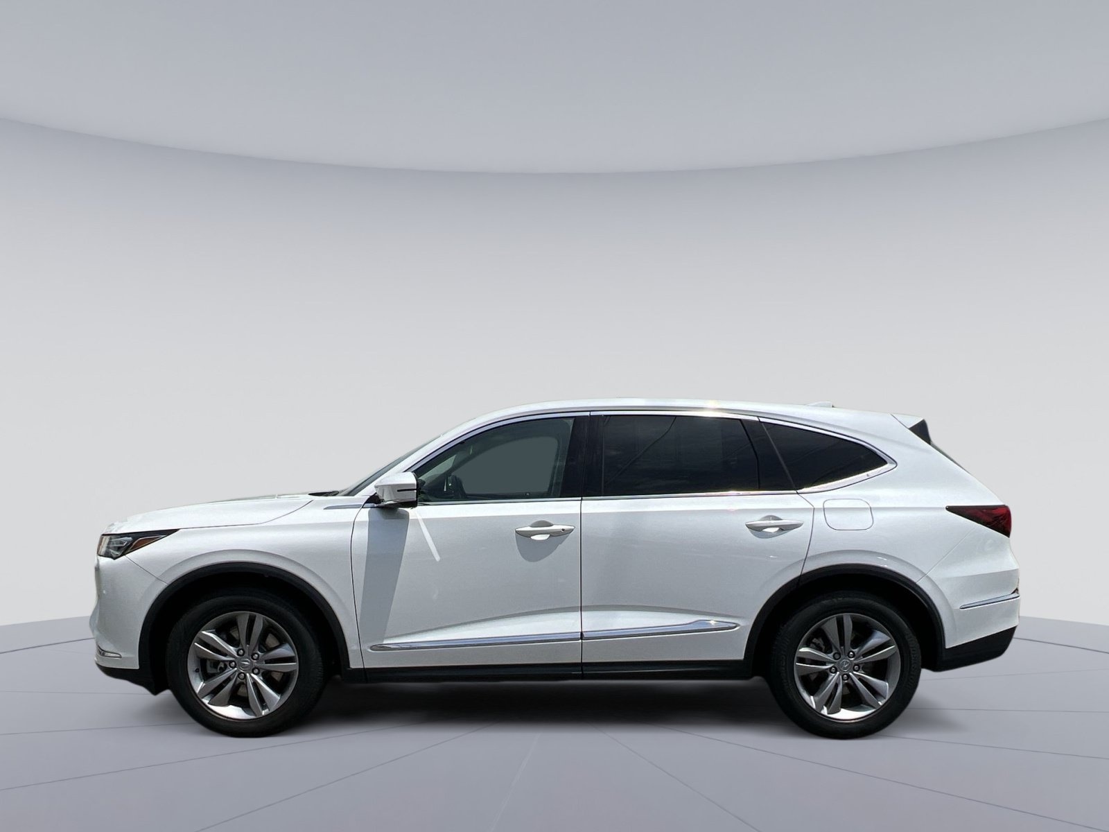 Certified 2023 Acura MDX SH-AWD image 2