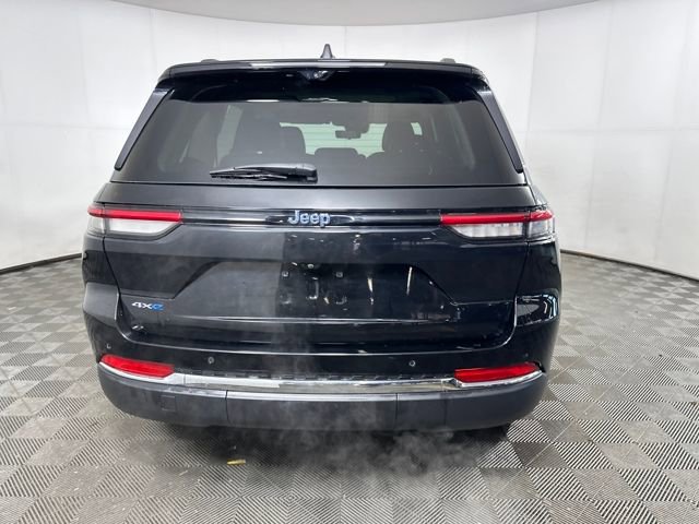 Used 2023 Jeep Grand Cherokee 4WD 4xe w/ Luxury Tech Group II image 4