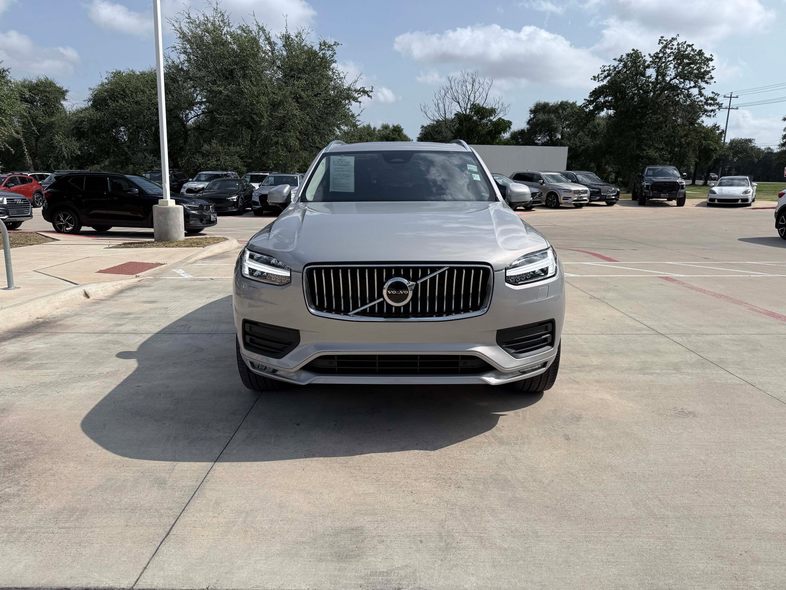 Certified 2023 Volvo XC90 B5 Core w/ Protection Package Premier AWD/4WD image 9