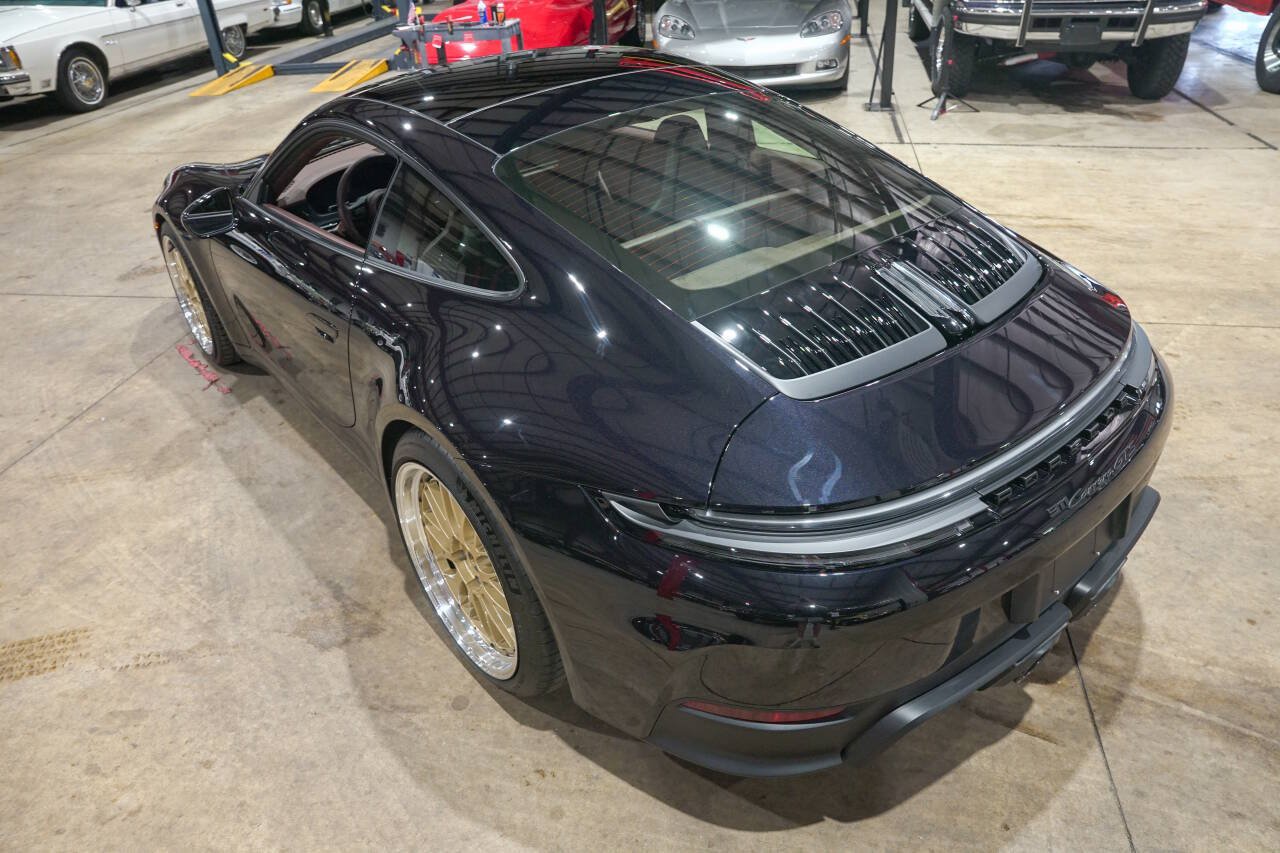 Used 2025 Porsche 911 GTS image 16
